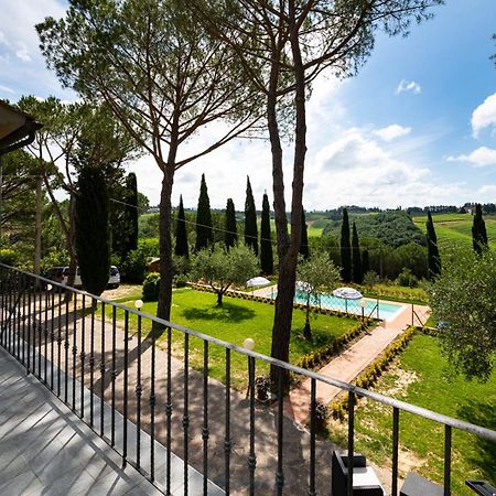 Il Pucchio Apartment Черталдо Екстериор снимка