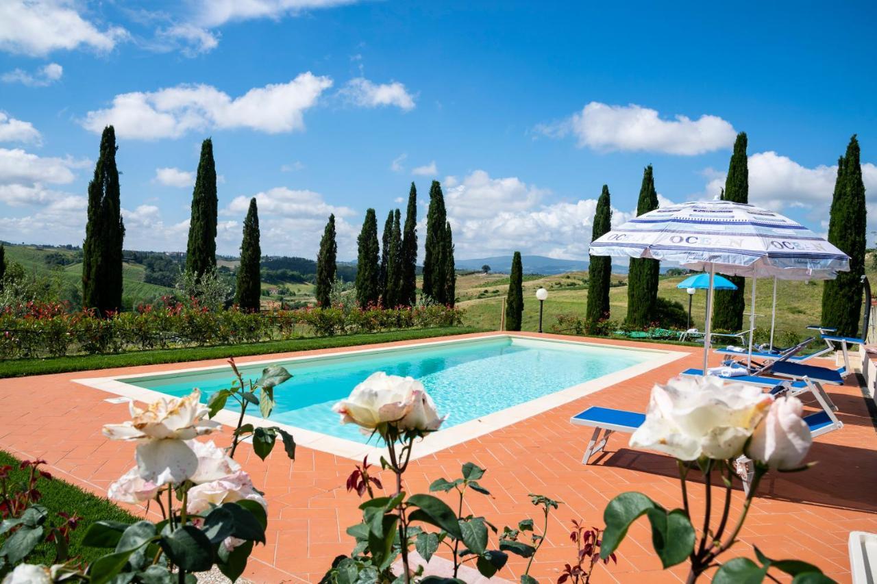 Il Pucchio Apartment Черталдо Екстериор снимка
