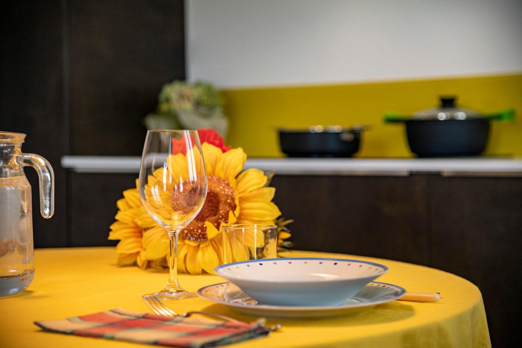 Il Pucchio Apartment Черталдо Екстериор снимка