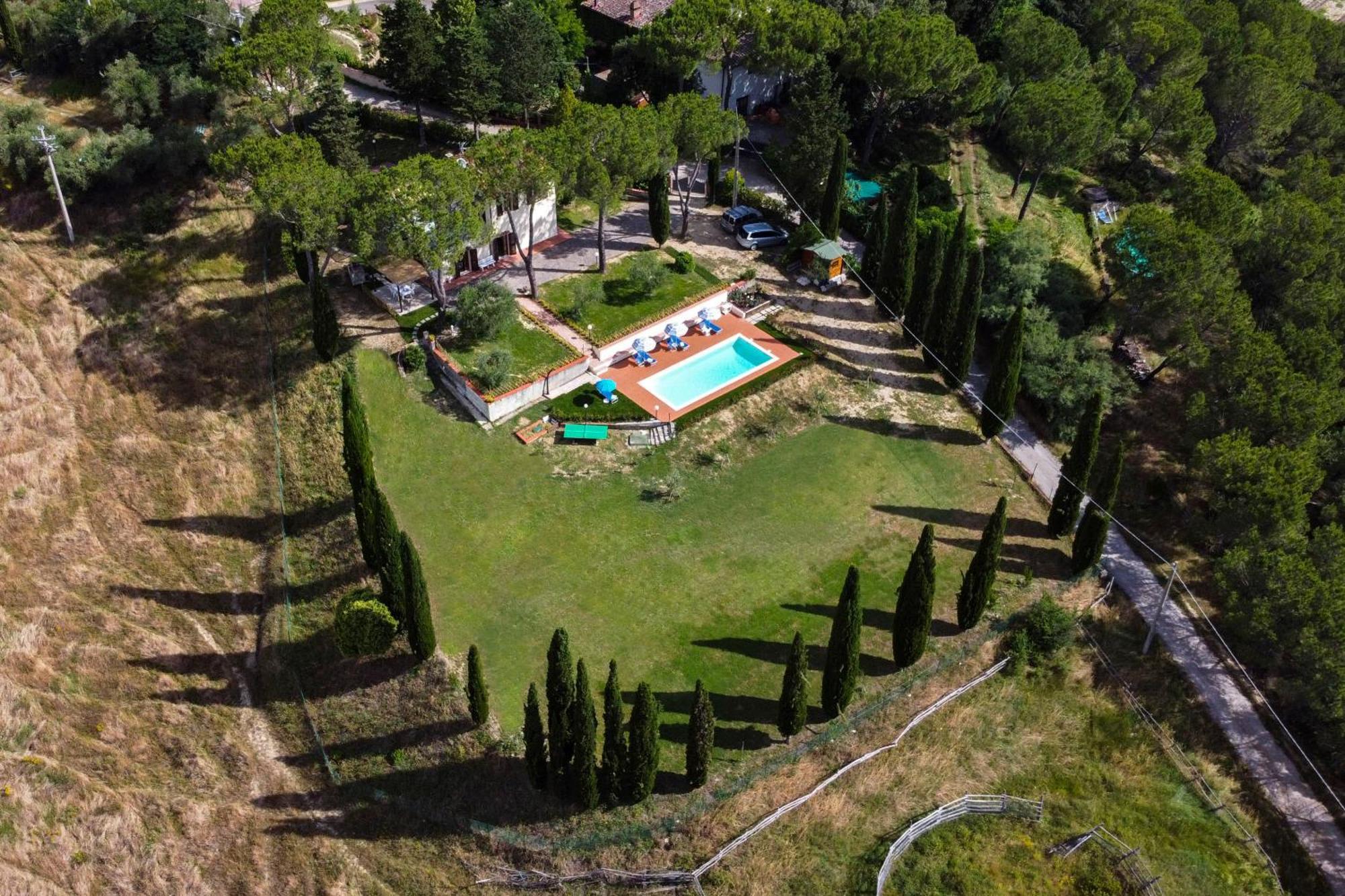 Il Pucchio Apartment Черталдо Екстериор снимка
