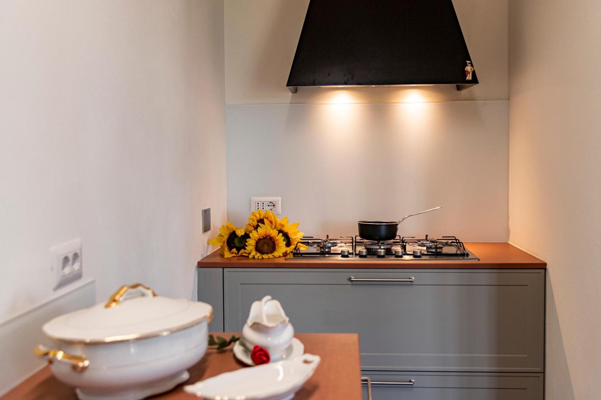Il Pucchio Apartment Черталдо Екстериор снимка