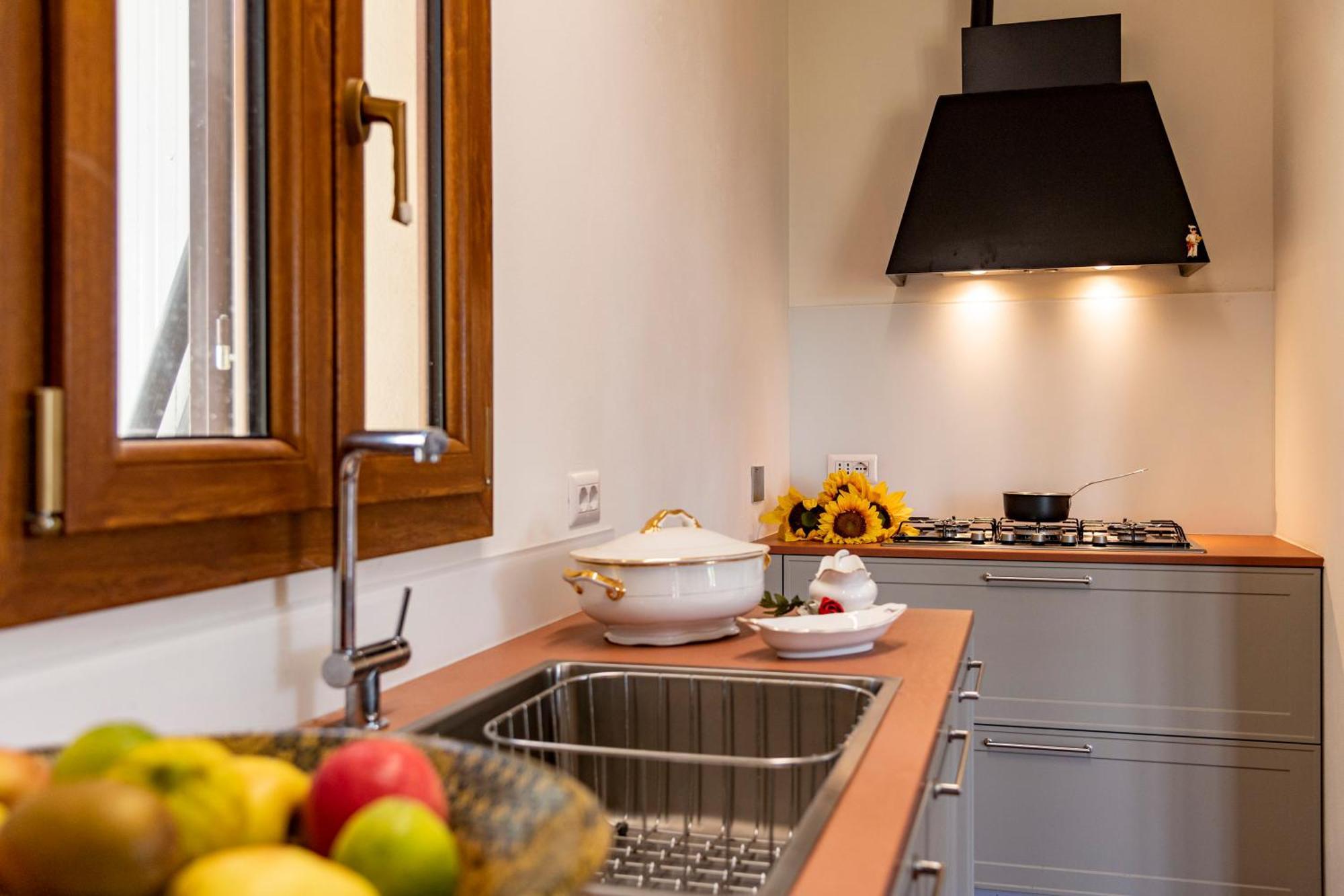 Il Pucchio Apartment Черталдо Екстериор снимка